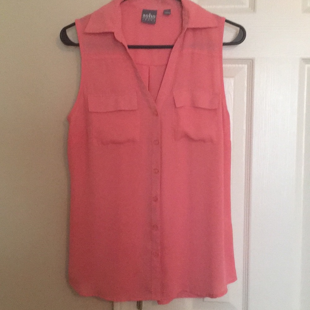 Casual collar sleeveless shirt
